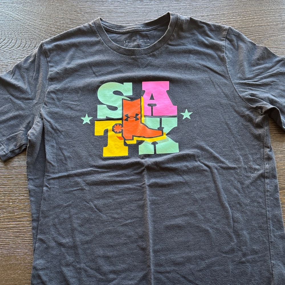 Under Armour Charcoal Tee with Vibrant Graphic